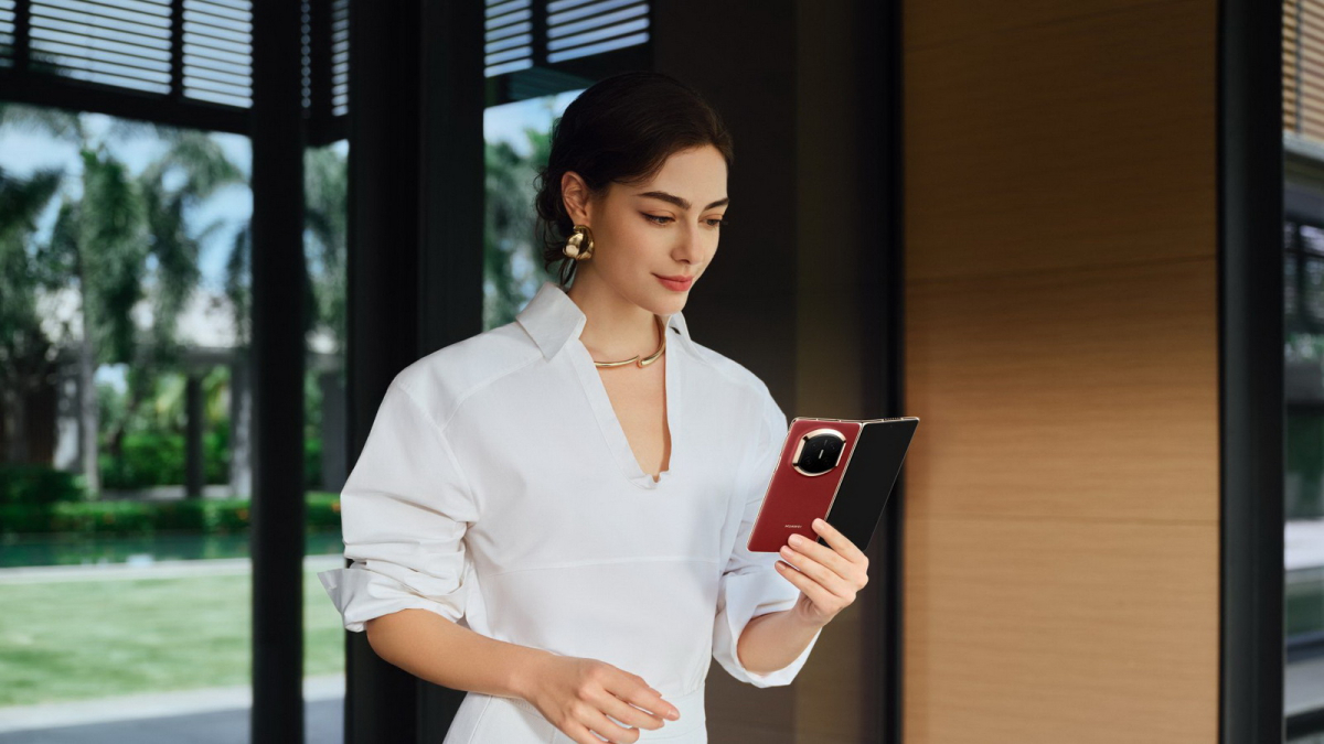 2. Huawei Mate X7.jpg 2. Huawei Mate X7.jpg